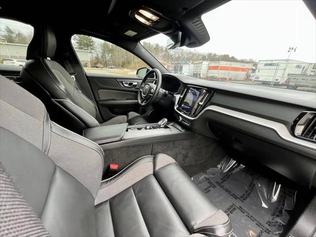 2024 Volvo S60 B5 Plus Black Edition