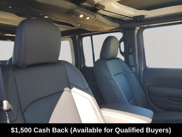 2026 Jeep Wrangler 4-Door Sahara 4x4