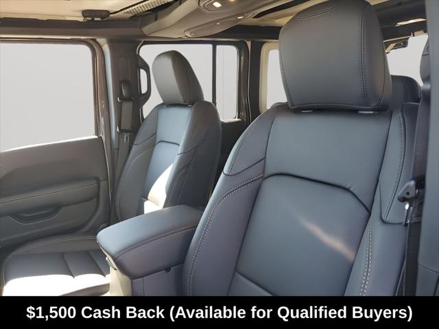 2026 Jeep Wrangler 4-Door Sahara 4x4