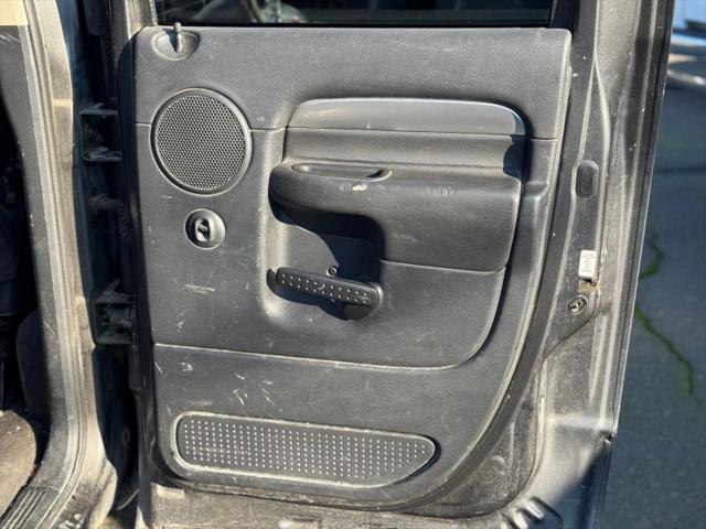 2004 Dodge Ram 2500 SLT/Laramie
