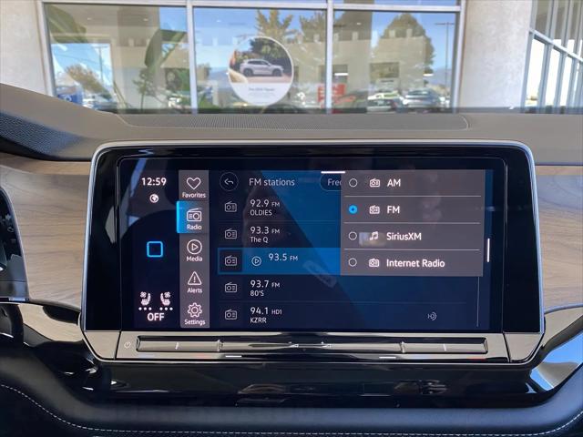 2026 Volkswagen Atlas SE with Technology