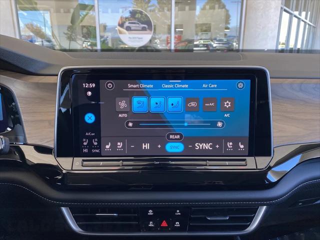 2026 Volkswagen Atlas SE with Technology