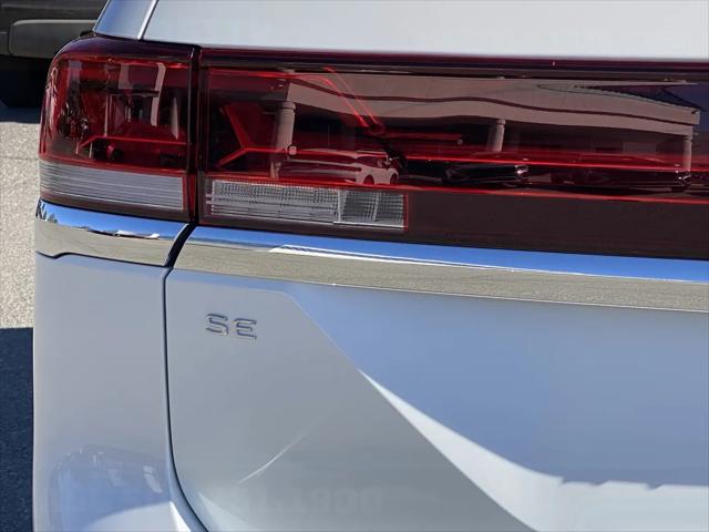2026 Volkswagen Atlas SE with Technology