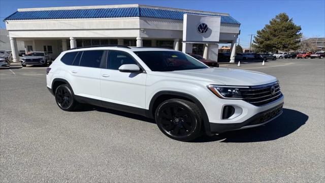 2026 Volkswagen Atlas SE with Technology