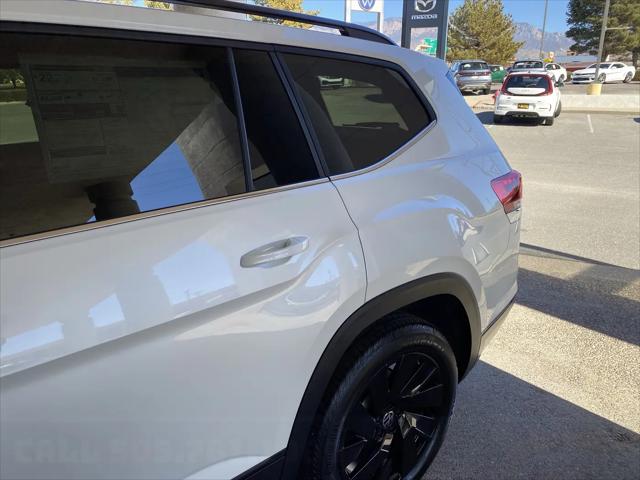 2026 Volkswagen Atlas SE with Technology