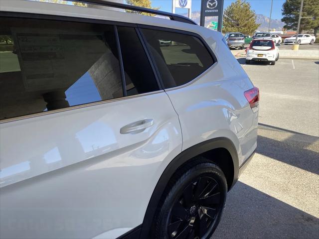 2026 Volkswagen Atlas SE with Technology