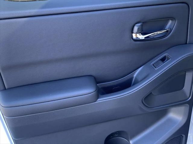2026 Nissan Frontier Crew Cab Long Bed SV 4x4