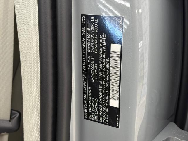 2026 Volvo XC60 B5 Ultra