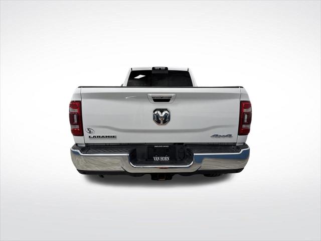 2020 Ram 3500 Laramie Crew Cab 4x4 8' Box