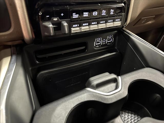 2020 Ram 3500 Laramie Crew Cab 4x4 8' Box