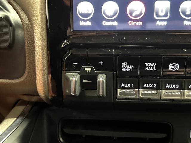 2020 Ram 3500 Laramie Crew Cab 4x4 8' Box