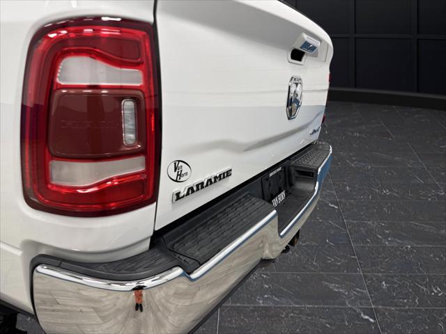 2020 Ram 3500 Laramie Crew Cab 4x4 8' Box