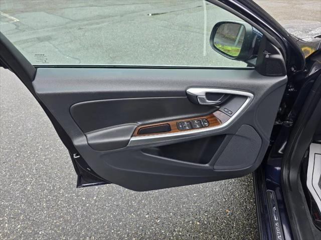 2016 Volvo S60 T5 Premier