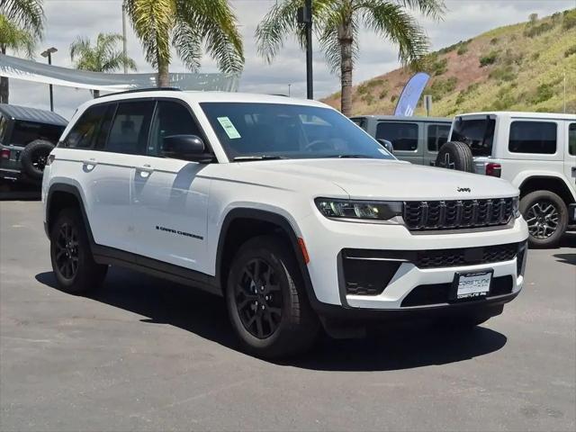 2026 Jeep Grand Cherokee Altitude 4x2