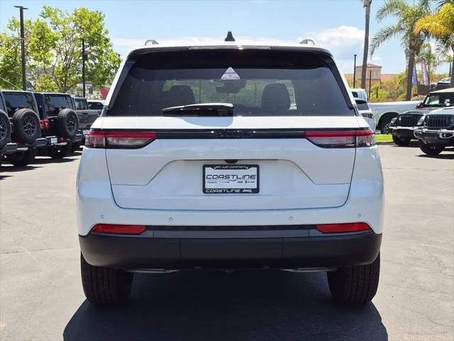2026 Jeep Grand Cherokee Altitude 4x2