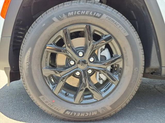 2026 Jeep Grand Cherokee Altitude 4x2