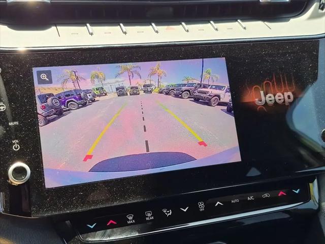 2026 Jeep Grand Cherokee Altitude 4x2