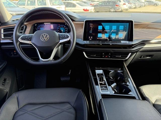 2026 Volkswagen Atlas SE with Technology