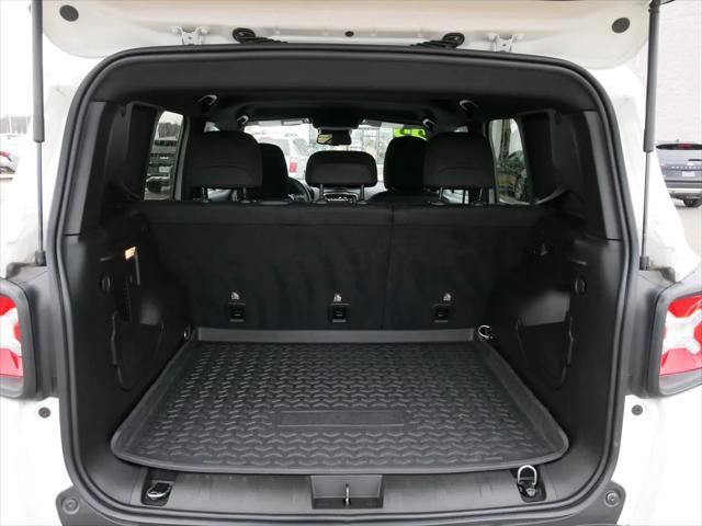 2022 Jeep Renegade Altitude 4x4