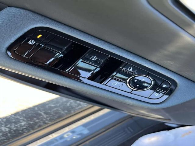 2026 Nissan LEAF PLATINUM+