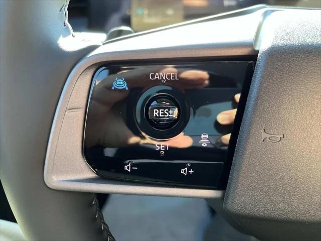 2026 Nissan LEAF PLATINUM+