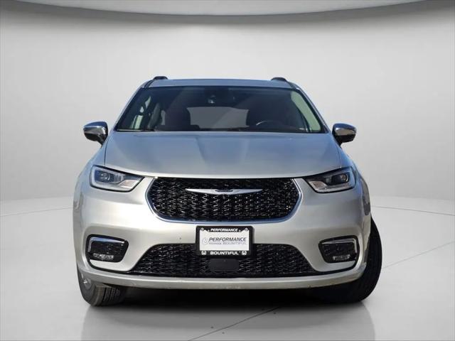 2023 Chrysler Pacifica Limited AWD