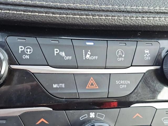 2023 Chrysler Pacifica Limited AWD