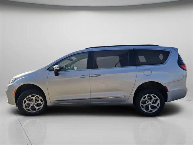 2023 Chrysler Pacifica Limited AWD