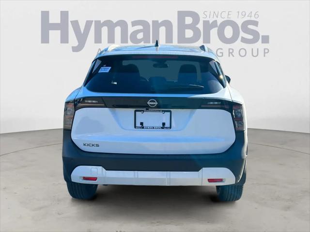 2026 Nissan Kicks SV