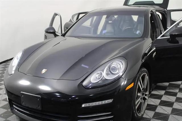 2014 Porsche Panamera 4S Executive