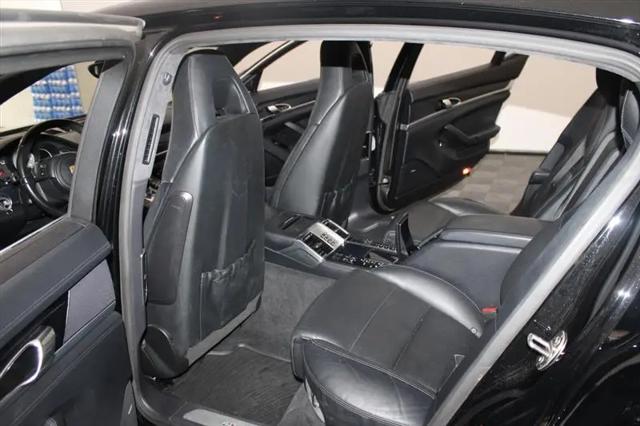 2014 Porsche Panamera 4S Executive