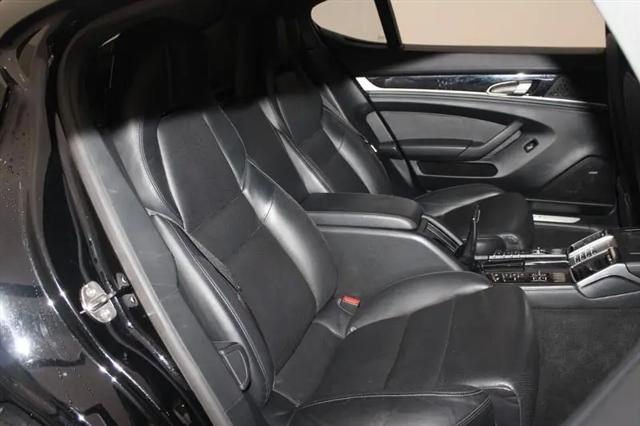 2014 Porsche Panamera 4S Executive