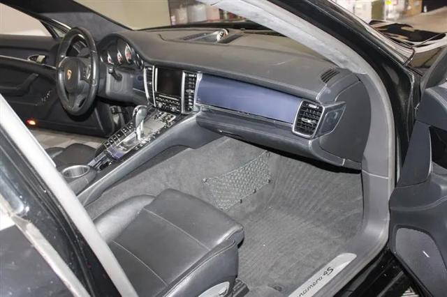 2014 Porsche Panamera 4S Executive
