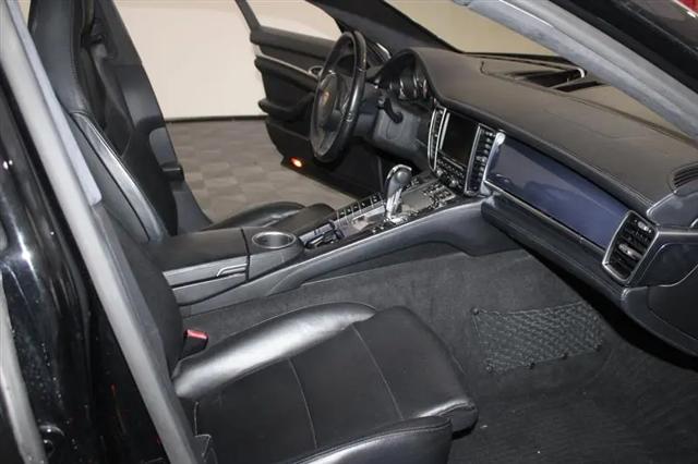 2014 Porsche Panamera 4S Executive