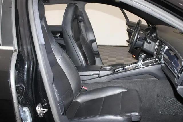 2014 Porsche Panamera 4S Executive
