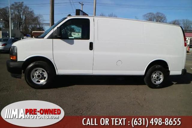 2022 GMC Savana Cargo RWD 2500 Regular Wheelbase Work Van