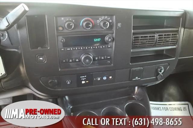 2022 GMC Savana Cargo RWD 2500 Regular Wheelbase Work Van