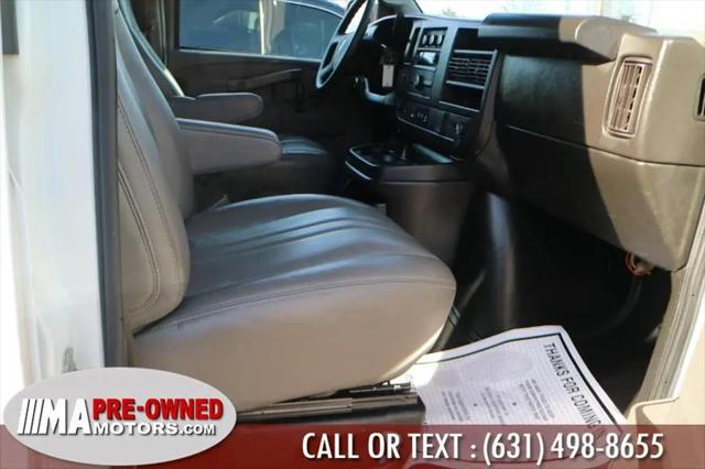 2022 GMC Savana Cargo RWD 2500 Regular Wheelbase Work Van
