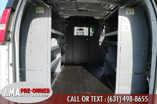 2022 GMC Savana Cargo RWD 2500 Regular Wheelbase Work Van