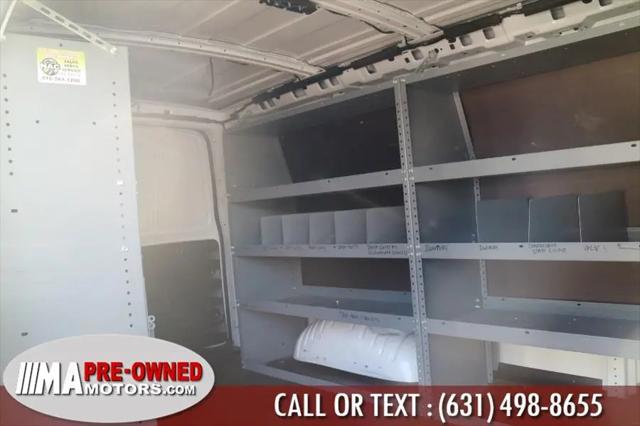 2022 GMC Savana Cargo RWD 2500 Regular Wheelbase Work Van