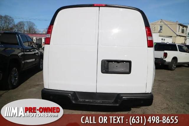 2022 GMC Savana Cargo RWD 2500 Regular Wheelbase Work Van