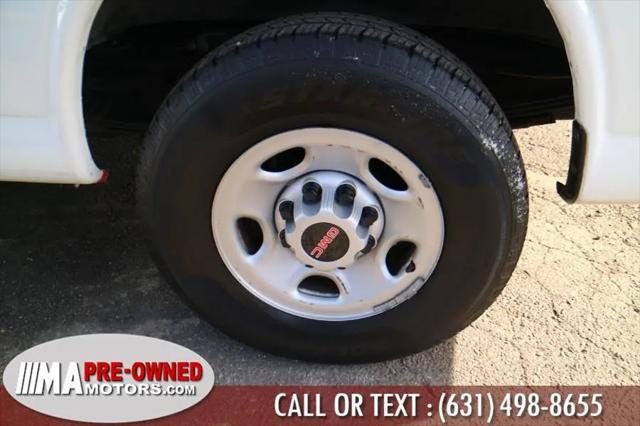 2022 GMC Savana Cargo RWD 2500 Regular Wheelbase Work Van