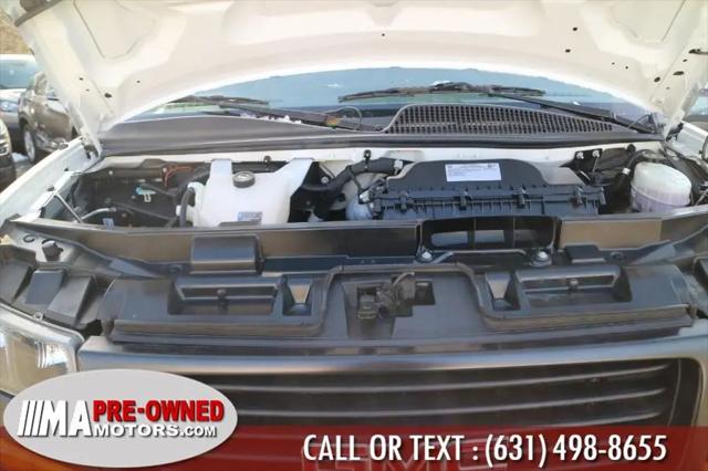 2022 GMC Savana Cargo RWD 2500 Regular Wheelbase Work Van