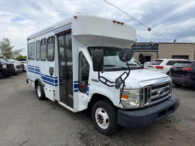 2009 Ford E-350 Cutaway E-350 for sale in Woodford, VA