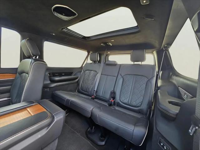 2024 Jeep Grand Wagoneer L Series III 4x4