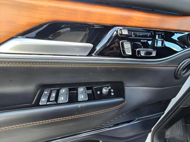 2024 Jeep Grand Wagoneer L Series III 4x4