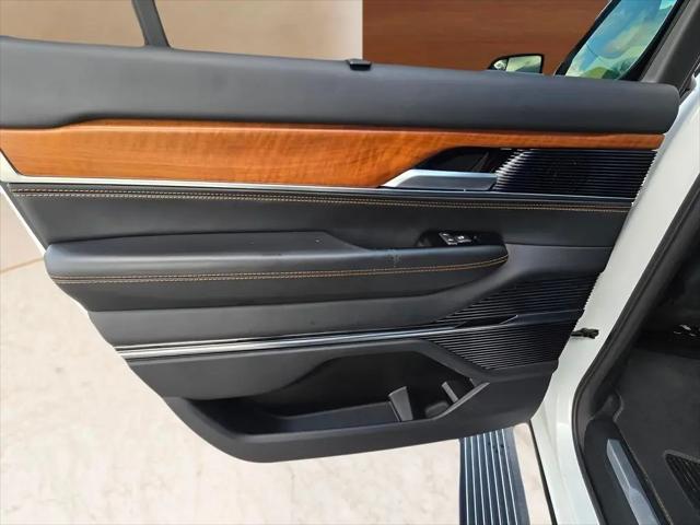 2024 Jeep Grand Wagoneer L Series III 4x4
