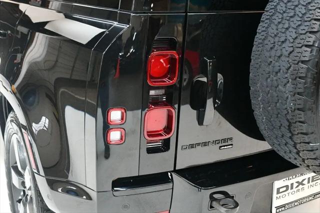 2023 Land Rover Defender 110 X-Dynamic SE