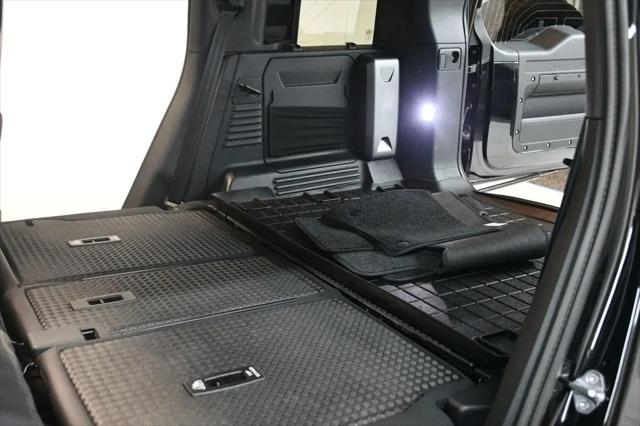 2023 Land Rover Defender 110 X-Dynamic SE