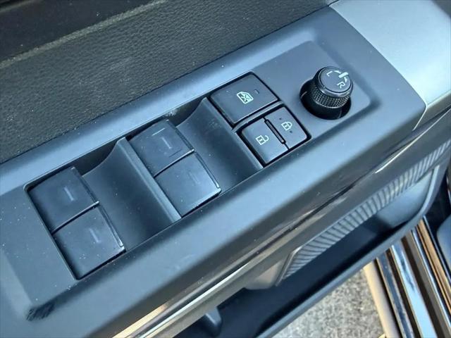 2026 Toyota Tundra SR5 CrewMax 5.5' Bed